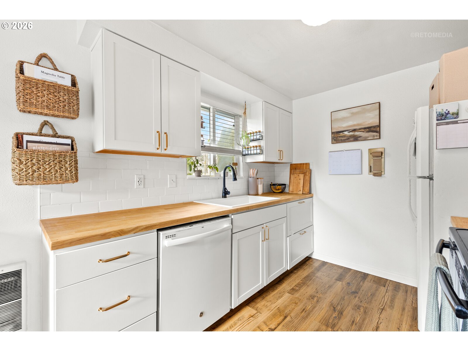 233 Southeast 3rd Avenue Canby, OR 97013 - Photo 13 of 33