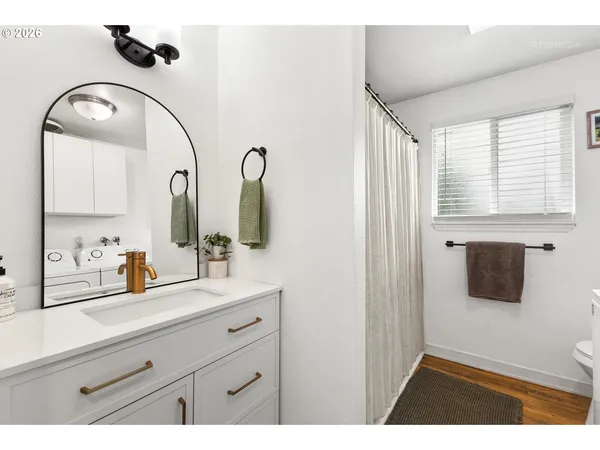 $262,000 | 233 Southeast 3rd Avenue, Canby, OR 97013