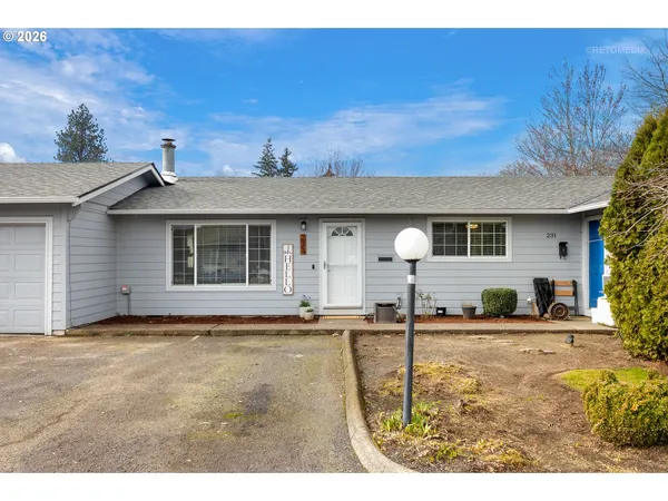 $262,000 | 233 Southeast 3rd Avenue, Canby, OR 97013