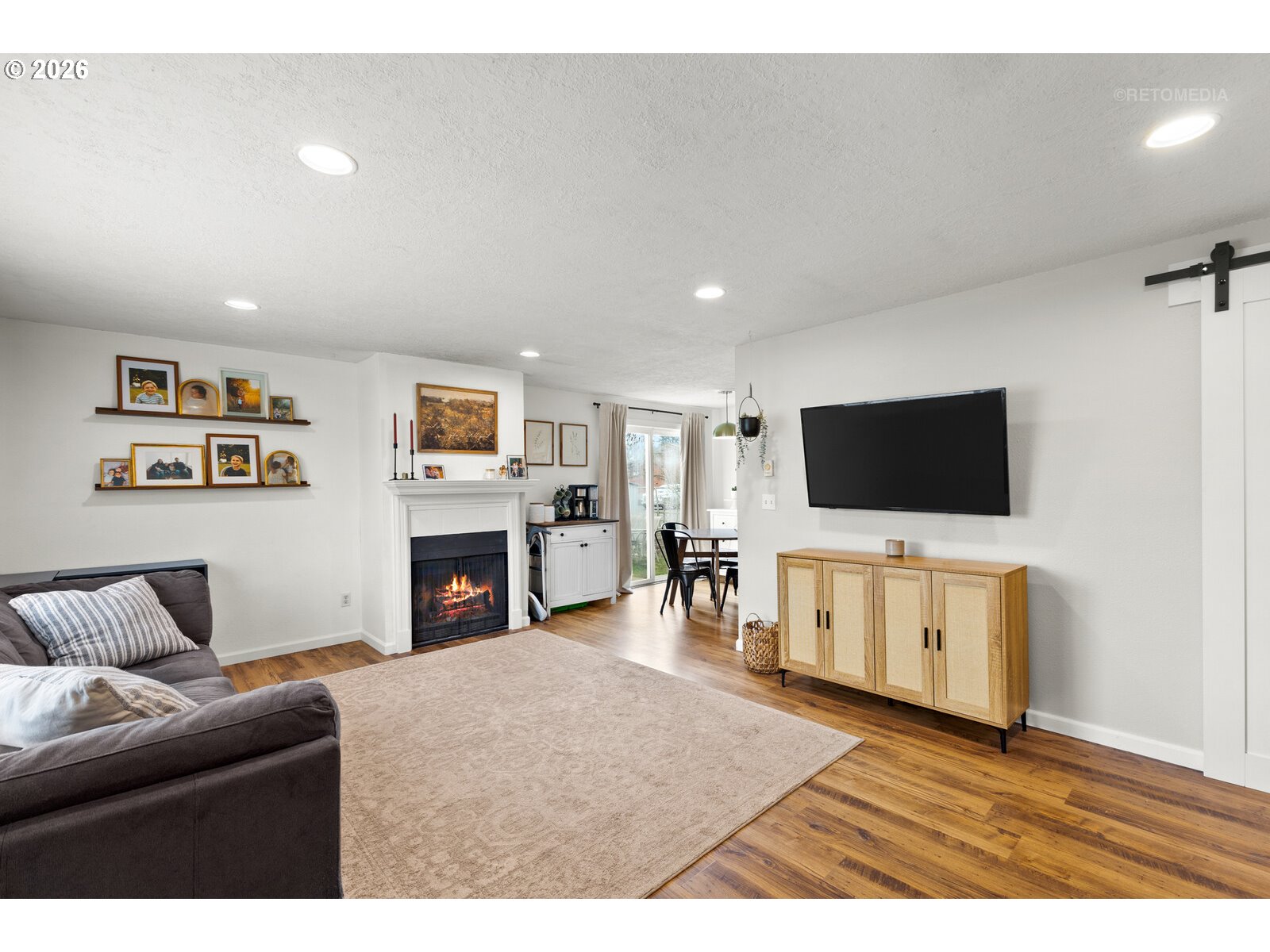 233 Southeast 3rd Avenue Canby, OR 97013 - Photo 5 of 33