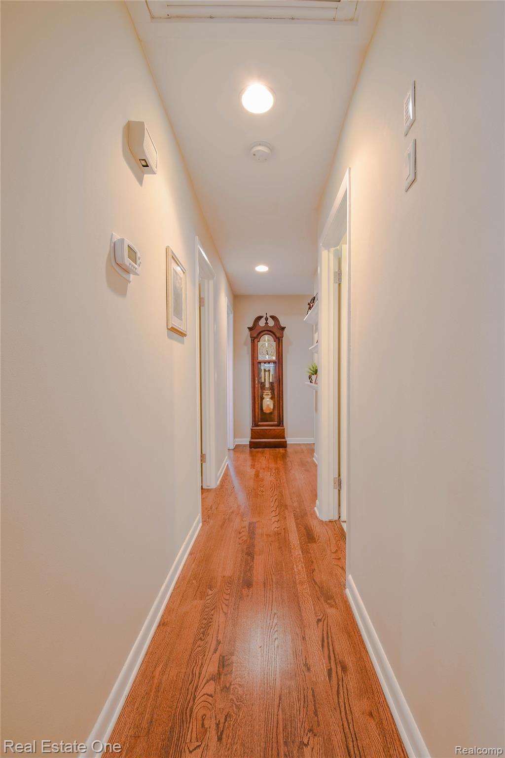 736 Ludlow Avenue Rochester, MI 48307 - Photo 22 of 42 736_Ludlow-25.jpg