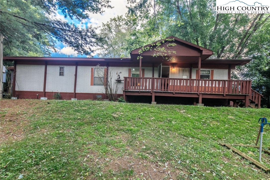 844 Watauga River Road Sugar Grove, NC 28679 - Photo 3 of 18 Gallery Image 3