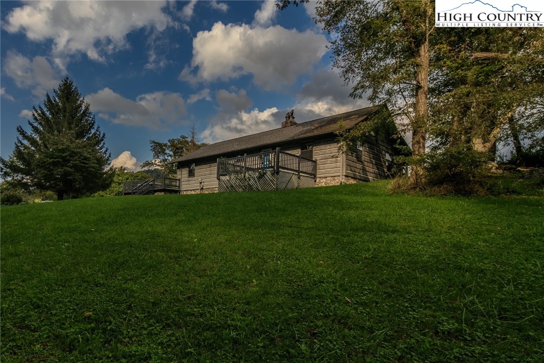 844 Watauga River Road Sugar Grove, NC 28679 - Photo 9 of 18 Gallery Image 9