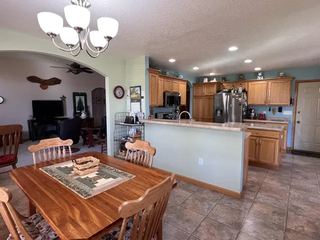 $385,000 | 801 Derek Lane, Viroqua, WI 54665