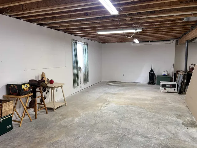 $385,000 | 801 Derek Lane, Viroqua, WI 54665