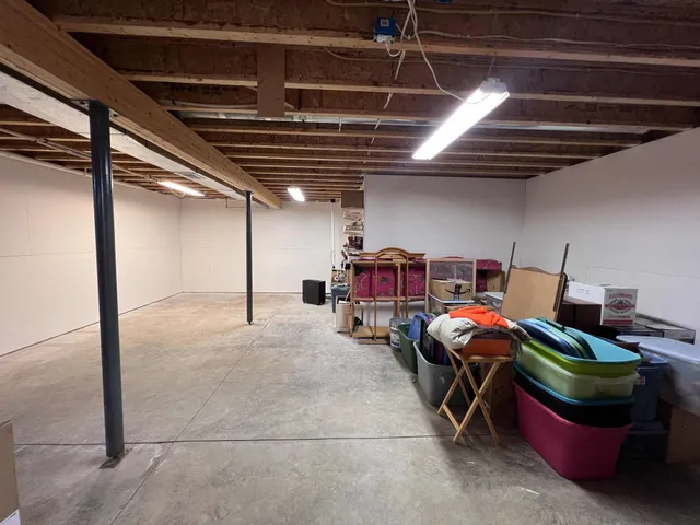 $385,000 | 801 Derek Lane, Viroqua, WI 54665