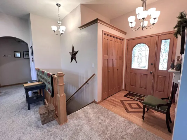 $385,000 | 801 Derek Lane, Viroqua, WI 54665