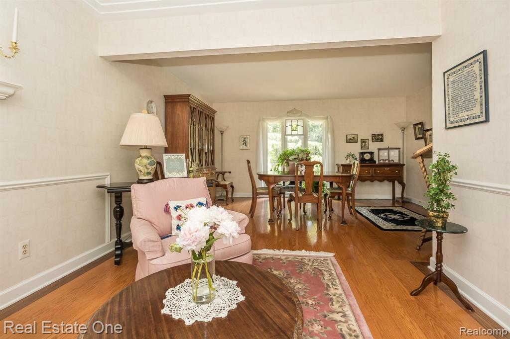 781 Dutton Road Rochester Hills, MI 48306 - Photo 12 of 33
