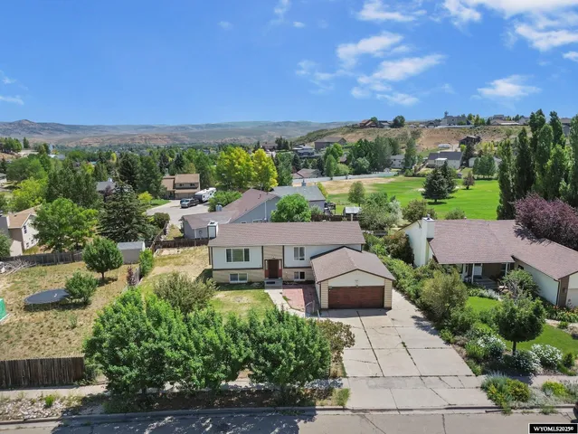 $355,000 | 104 Canyon Hollow Drive, Evanston, WY 82930