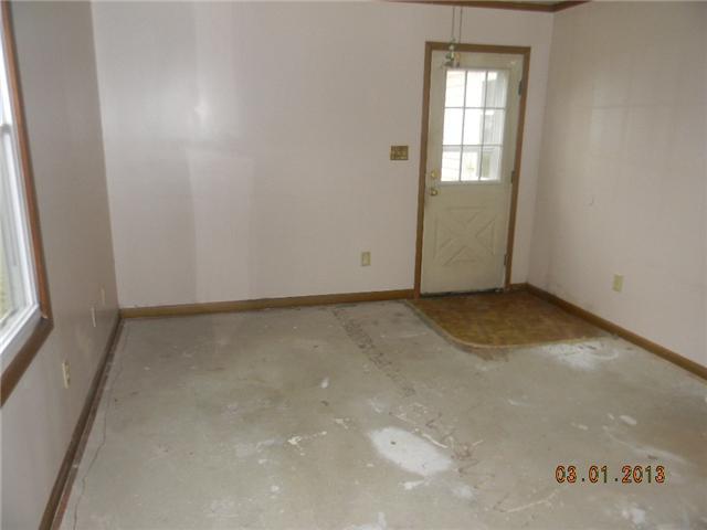 97 Vaughn Road Delaware, OH 43015 - Photo 8 of 13 Gallery Image 8