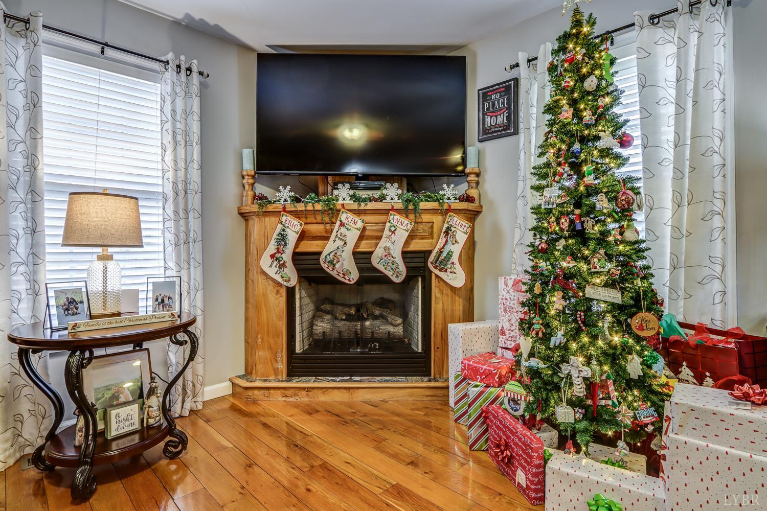 2487 Cifax Road Goode, VA 24556 - Photo 24 of 67 a view of an chairs and bench in a room
