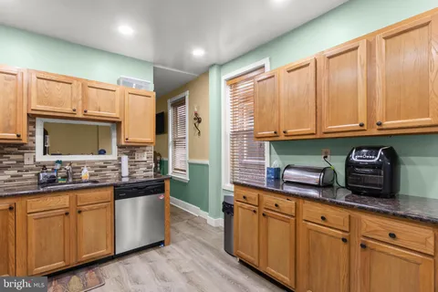 $240,000 | 524 North Clayton Street, Wilmington, DE 19805