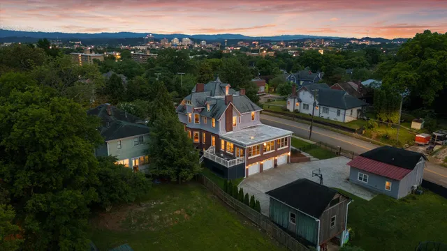$1,949,999 | 505 East Scott Avenue, Knoxville, TN 37917