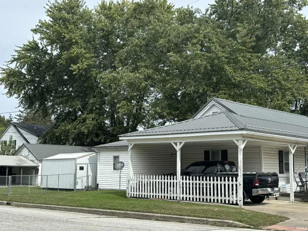 $110,000 | 500 East Maple Street, Washington, IN 47501