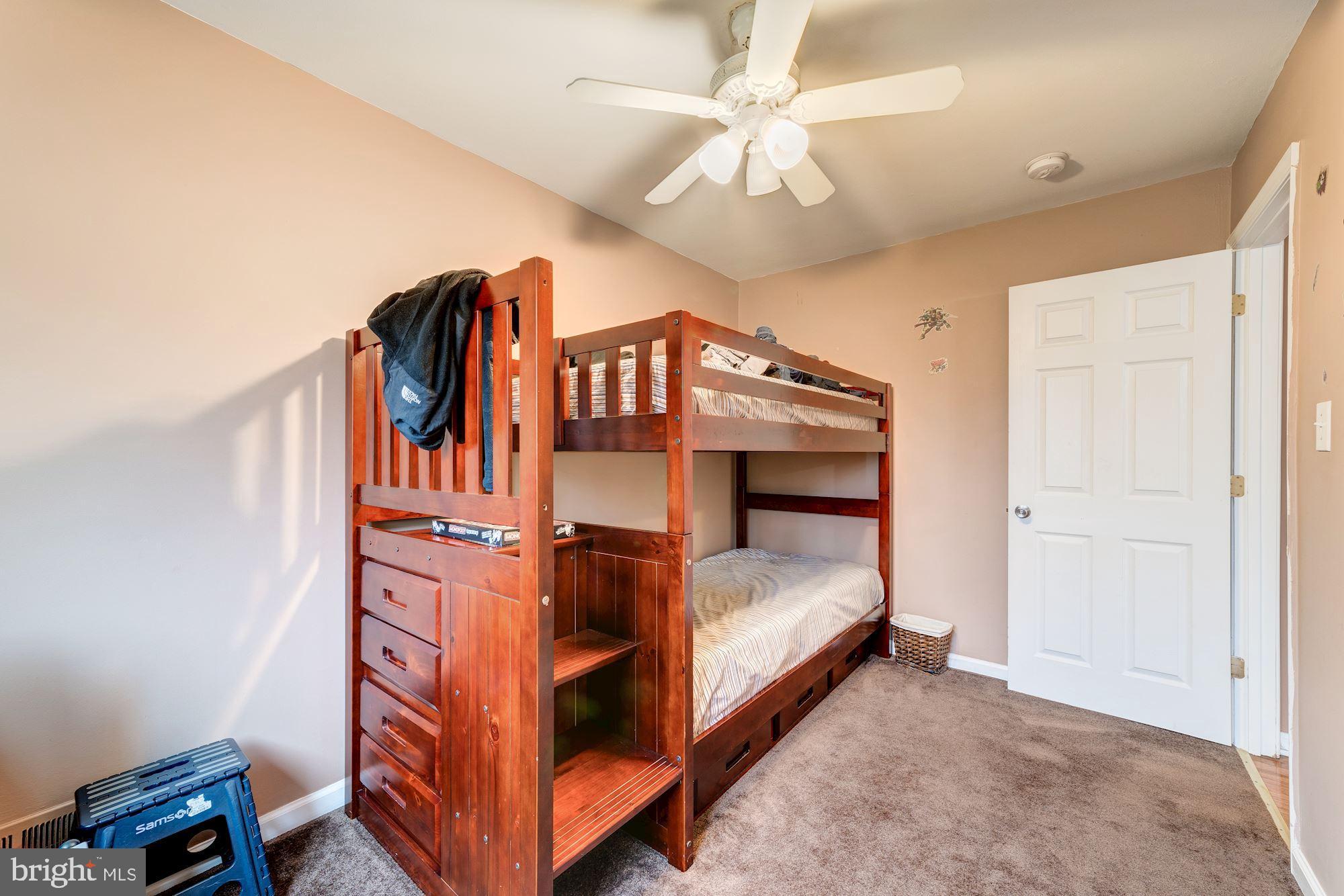 7108 Evanston Road Springfield, VA 22150 - Photo 15 of 29