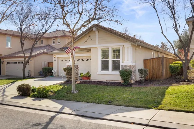 $385,000 | 20633 Sarazen Place, Patterson, CA 95363