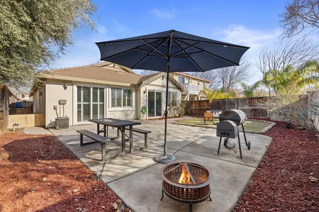 $385,000 | 20633 Sarazen Place, Patterson, CA 95363