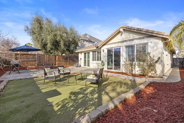 $385,000 | 20633 Sarazen Place, Patterson, CA 95363