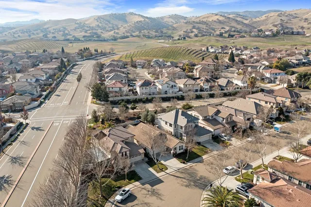 $385,000 | 20633 Sarazen Place, Patterson, CA 95363