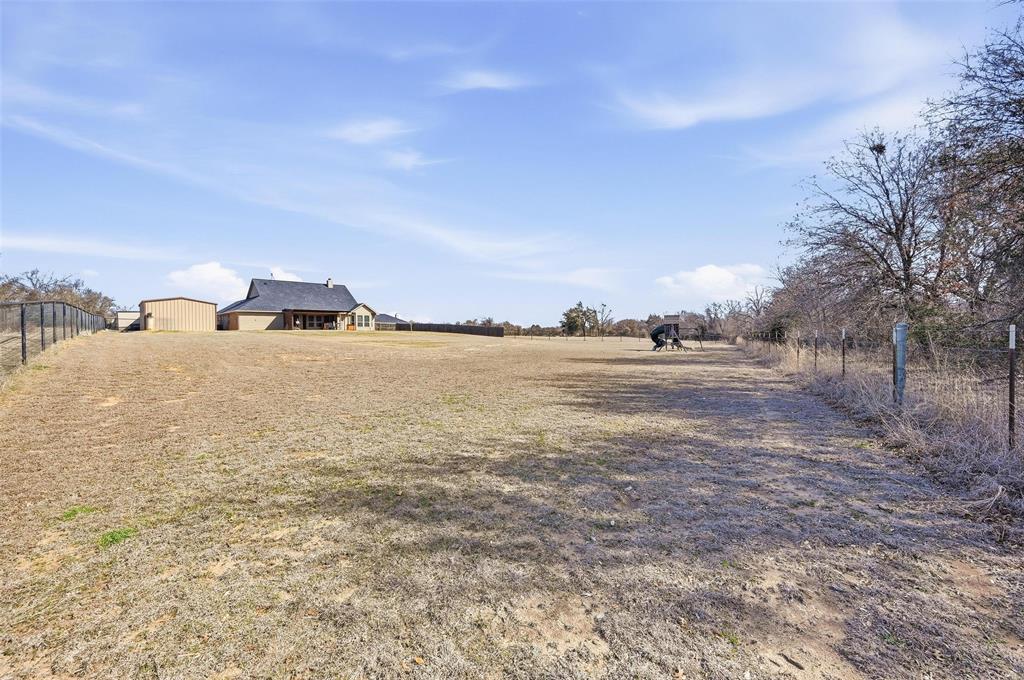 144 Brady Coleman Lane Springtown, TX 76082 - Photo 35 of 37
