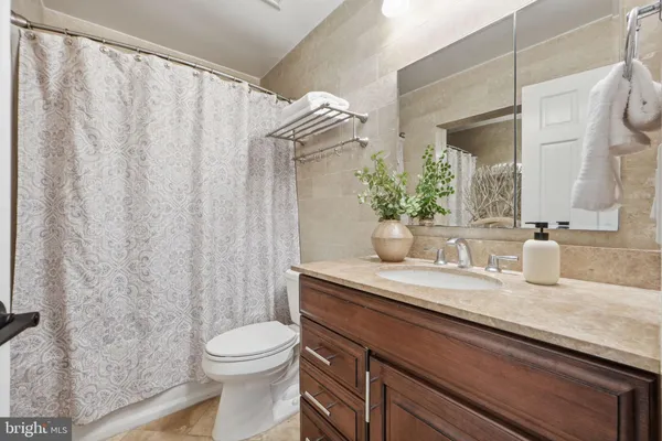 $415,000 | 8230 Carrleigh Parkway, Unit 84, Springfield, VA 22152