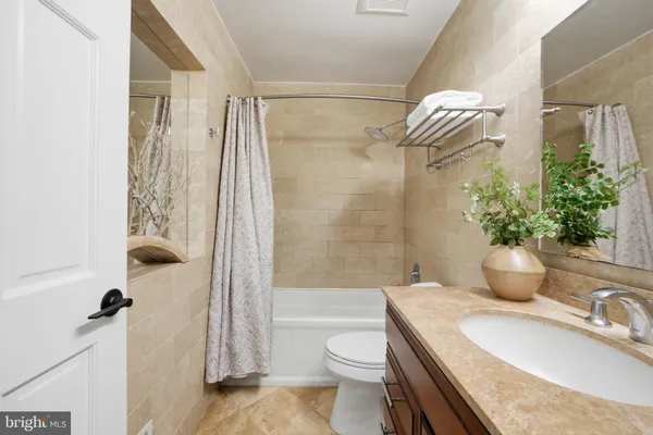 $415,000 | 8230 Carrleigh Parkway, Unit 84, Springfield, VA 22152