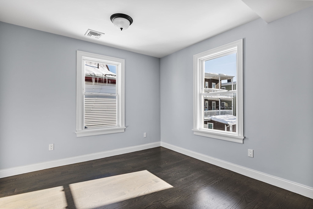 83 Centre Street, Unit 2 Boston, MA 02124 - Photo 23 of 27