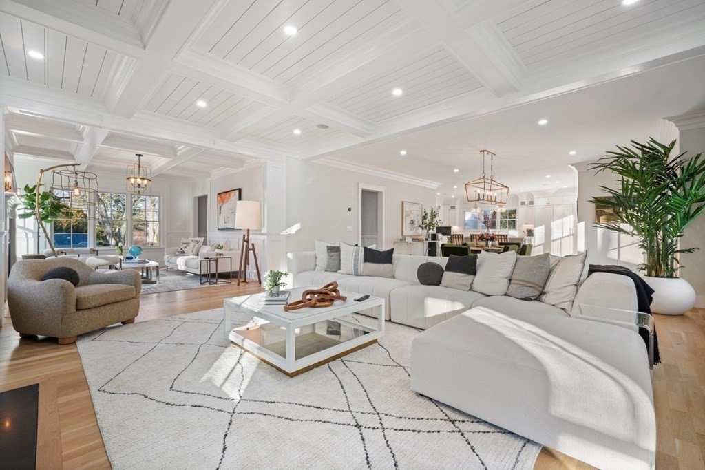 6 Juniper Place Lexington, MA 02420 - Photo 4 of 32 a living room with furniture and a large window