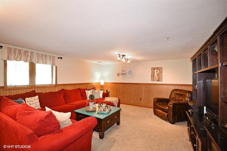 341 Wirtz Road Crown Point, IN 46307 - Photo 6 of 10 900x600