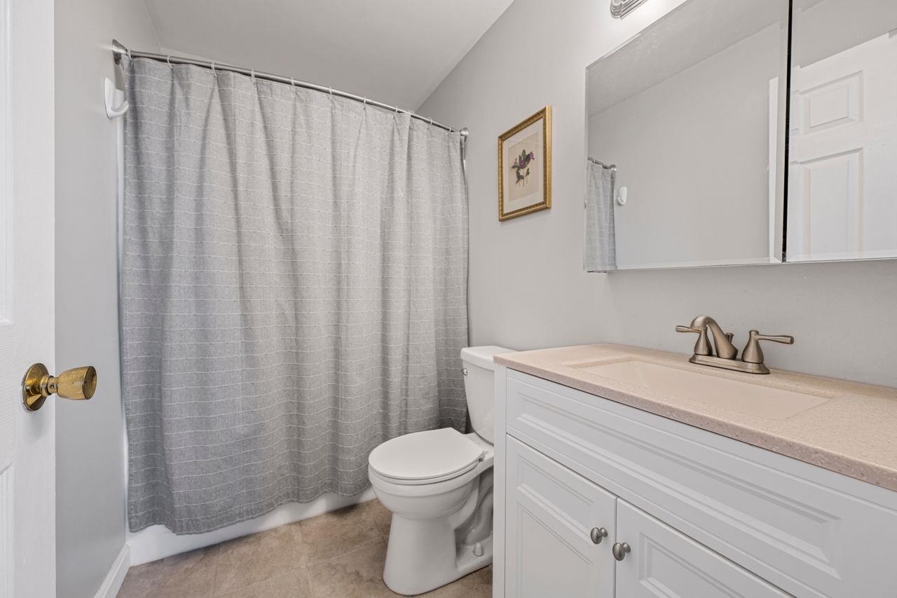 156 Front Street, Unit 409 Exeter, NH 03833 - Photo 10 of 17