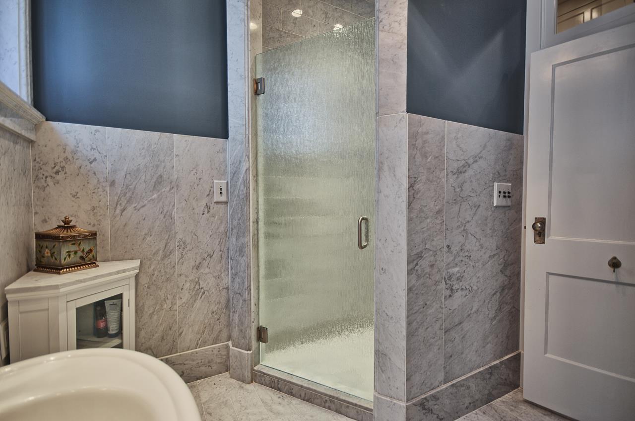 408 Southeast Riverside Drive Evansville, IN 47713 - Photo 18 of 28 Gallery Image 18