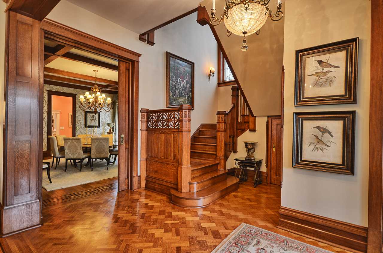 408 Southeast Riverside Drive Evansville, IN 47713 - Photo 6 of 28 Gallery Image 6