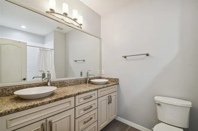 $3,850 | 3183 Bayshore Oaks Drive, Tampa, FL 33611