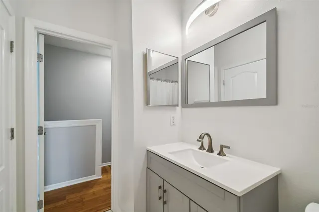 $3,850 | 3183 Bayshore Oaks Drive, Tampa, FL 33611