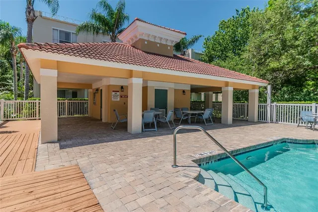 $3,850 | 3183 Bayshore Oaks Drive, Tampa, FL 33611