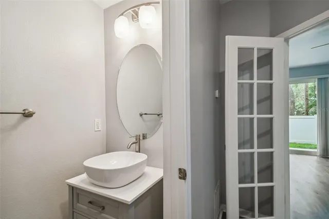 $3,850 | 3183 Bayshore Oaks Drive, Tampa, FL 33611