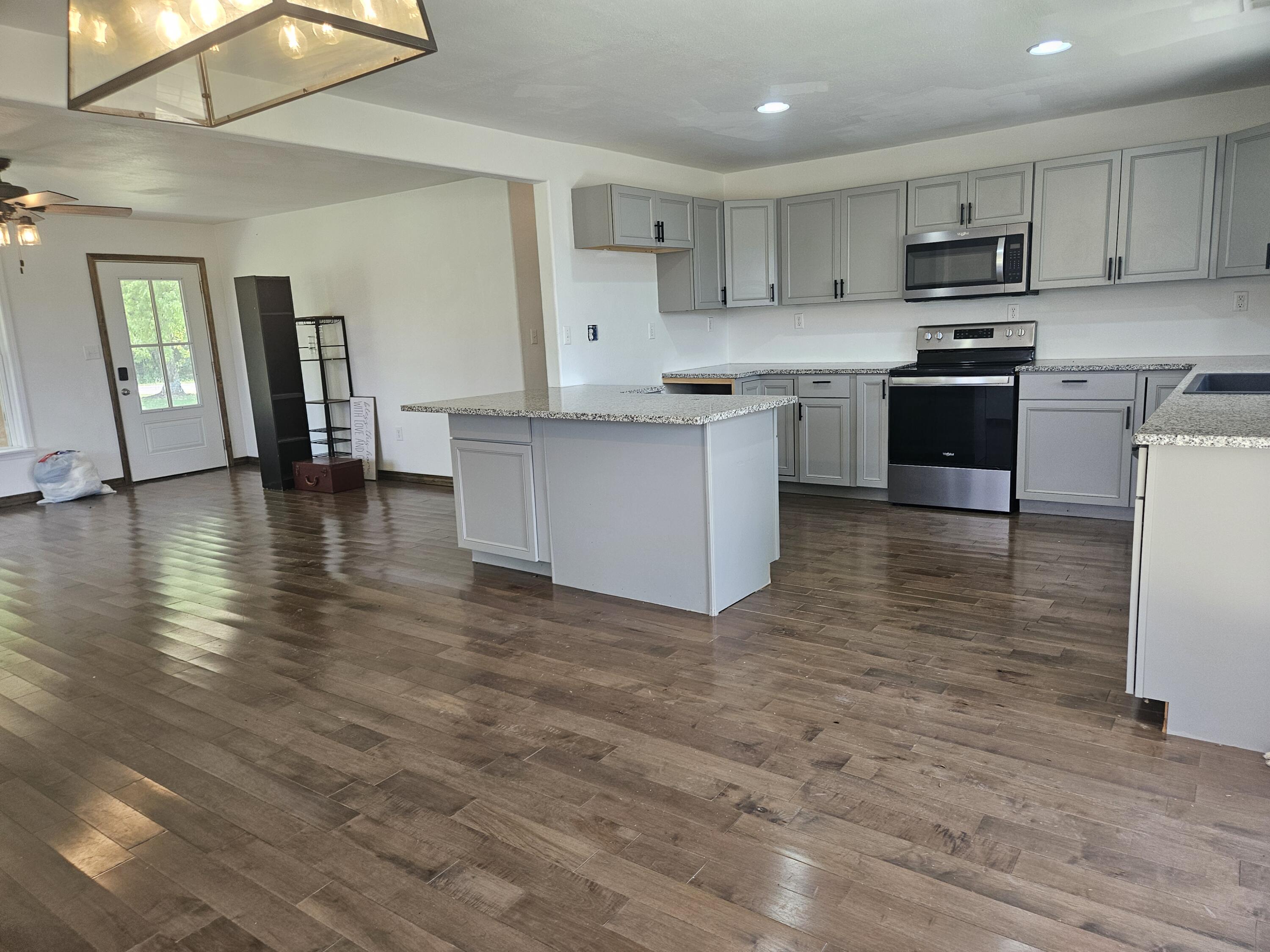 6305 State Rte T Birch Tree, MO 65438 - Photo 6 of 38 Dining to Kitchen