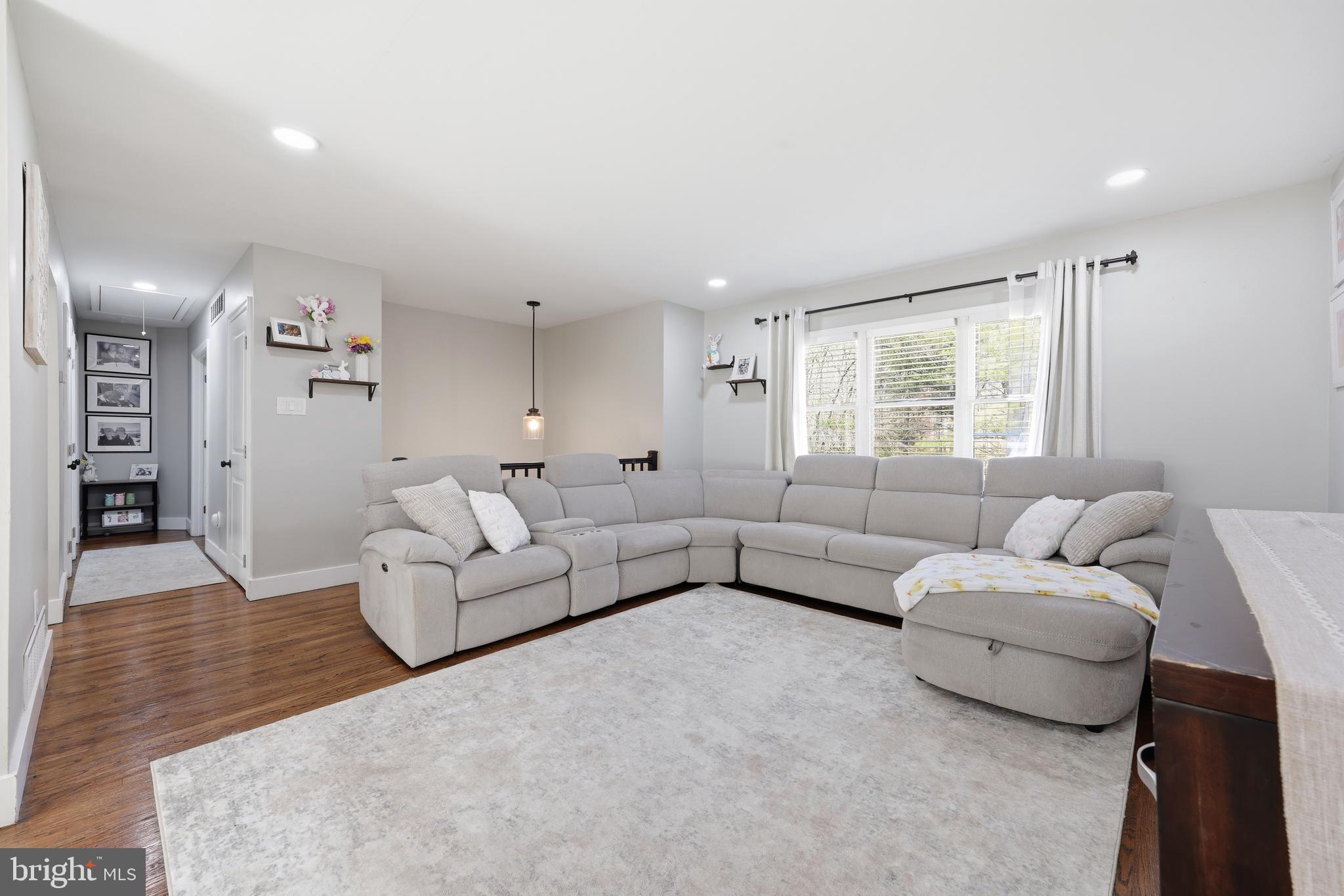 16 Skeet Road Medford, NJ 08055 - Photo 13 of 46 Family Room