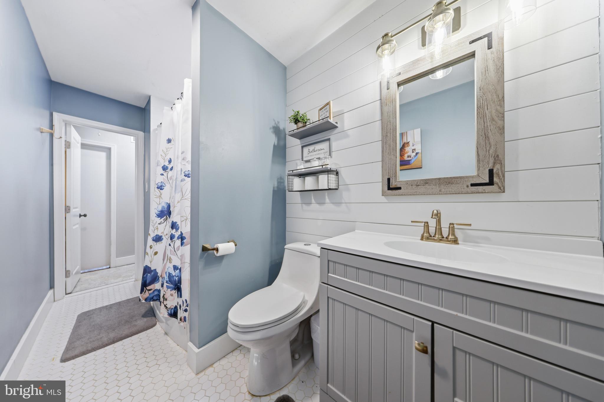 16 Skeet Road Medford, NJ 08055 - Photo 25 of 46 Hall Bathrom