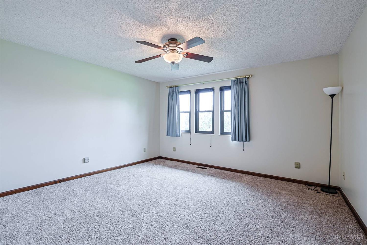 3715 Mack Road Fairfield, OH 45014 - Photo 13 of 31