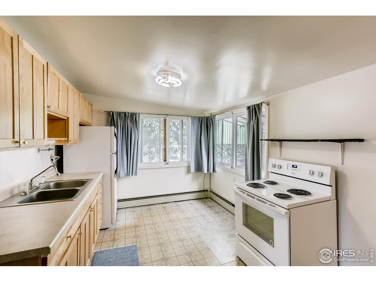 308 East Baseline Road Lafayette, CO 80026 - Photo 5 of 22