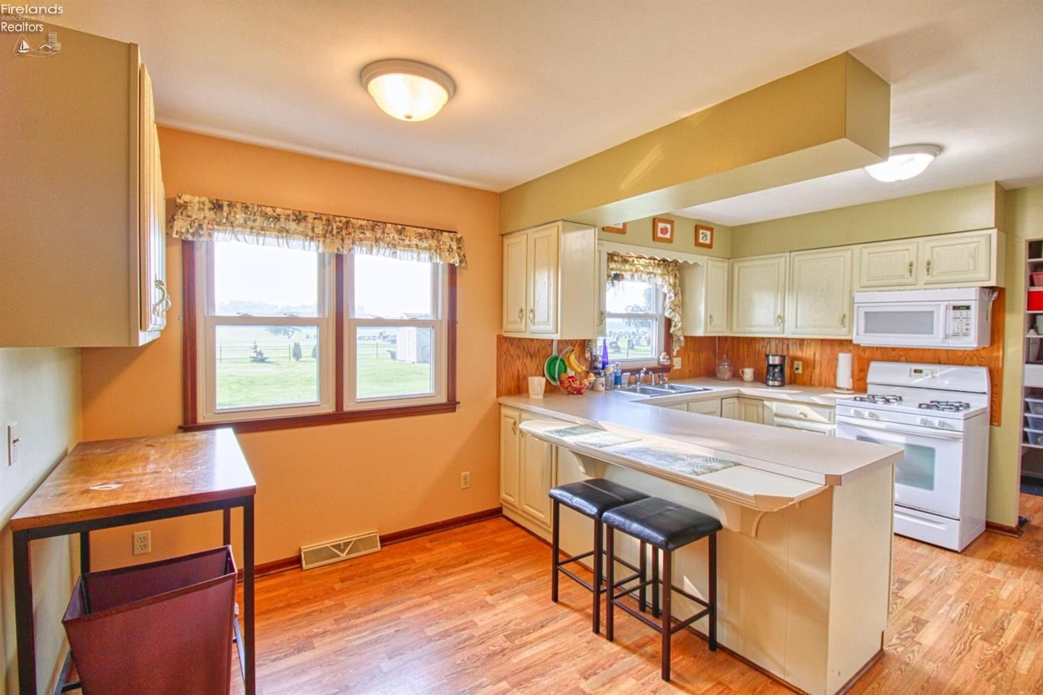 9110 Huron Avery Road Huron, OH 44839 - Photo 15 of 54 Gallery Image 15