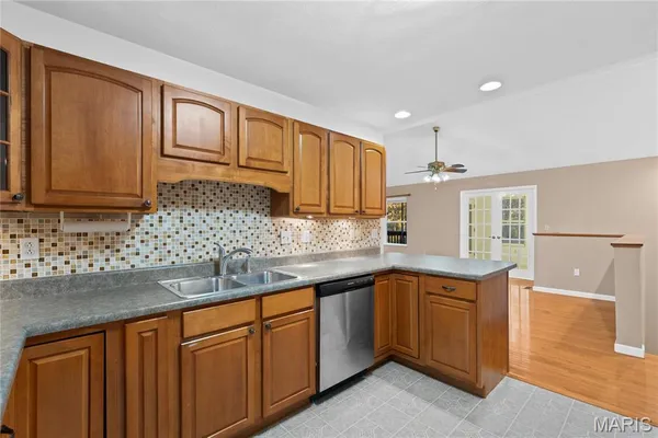 $645,000 | 6450 Timber Ln Drive, Mascoutah, IL 62258