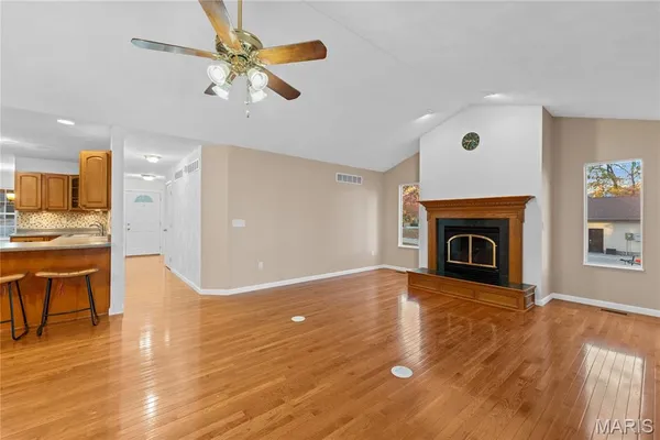 $645,000 | 6450 Timber Ln Drive, Mascoutah, IL 62258