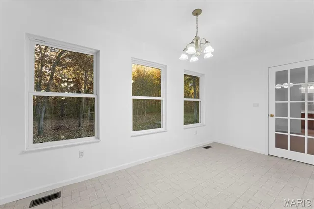 $645,000 | 6450 Timber Ln Drive, Mascoutah, IL 62258