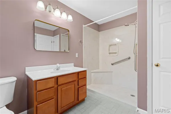 $645,000 | 6450 Timber Ln Drive, Mascoutah, IL 62258