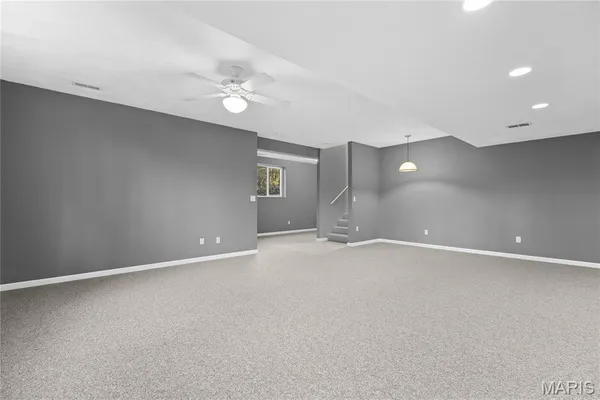 $645,000 | 6450 Timber Ln Drive, Mascoutah, IL 62258