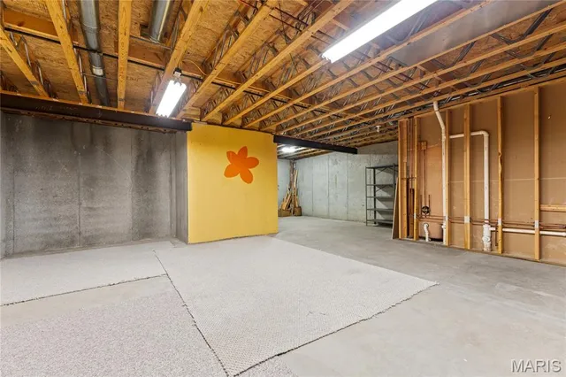 $645,000 | 6450 Timber Ln Drive, Mascoutah, IL 62258