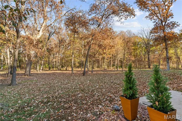 $645,000 | 6450 Timber Ln Drive, Mascoutah, IL 62258