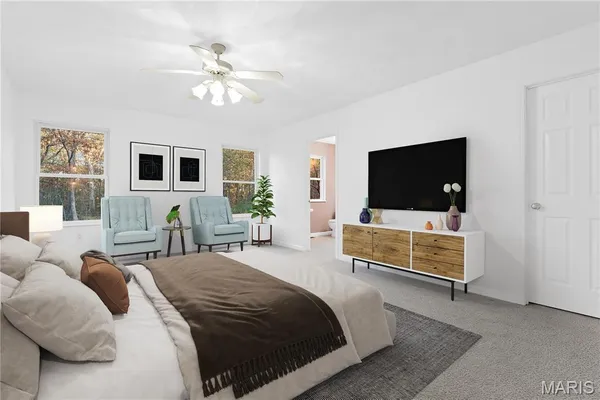 $645,000 | 6450 Timber Ln Drive, Mascoutah, IL 62258